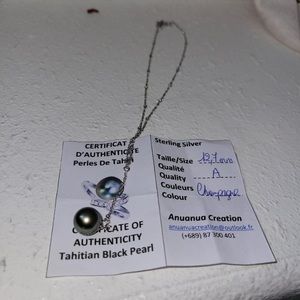 Grade A Tahitian Black Pearl Pendant Necklace
